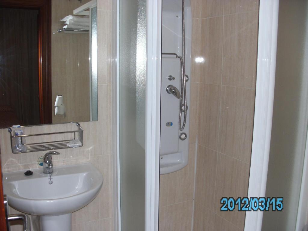 Hotel La Duquesa Pinos Genil Cameră foto